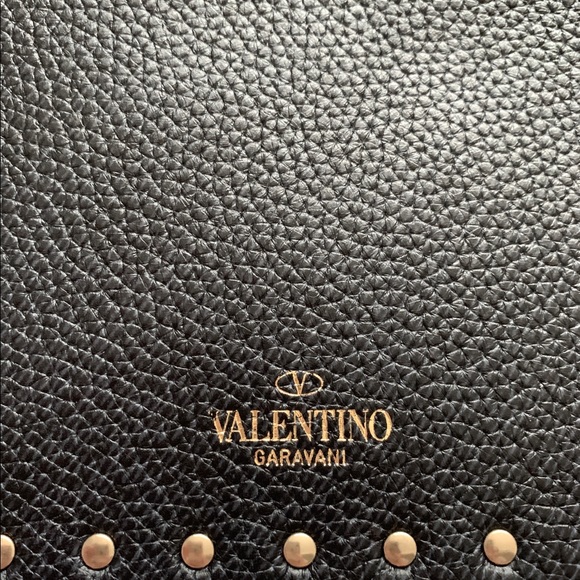NEW Authentic Valentino Rockstud Leather Pouch - Picture 4 of 10